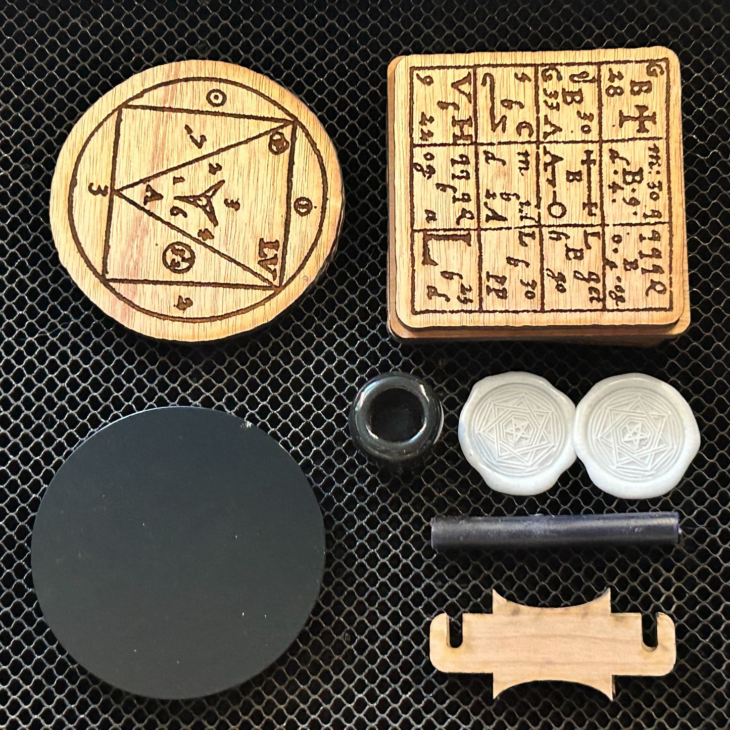 Spirit Mirror with Holy Table Kit (John Dee)